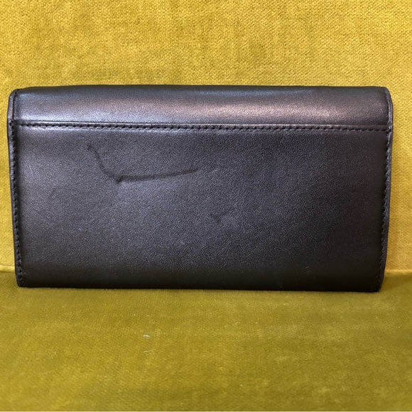 Henri Bendel Black and Gold Wallet - Picture 2 of 10